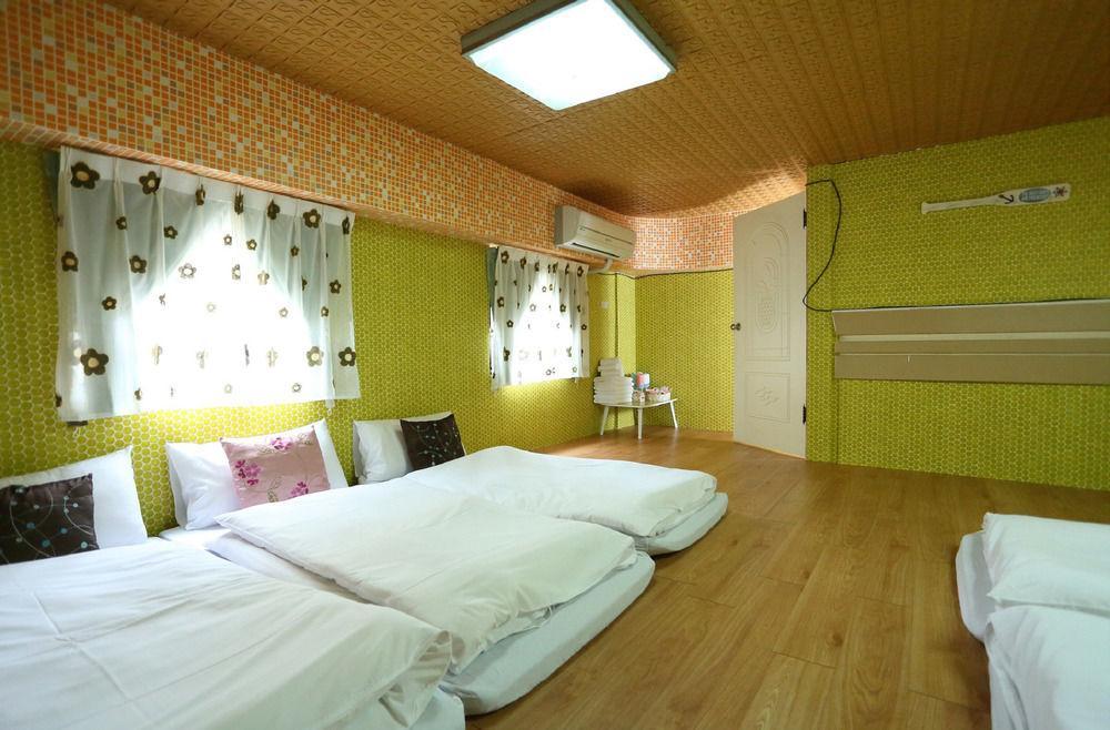 New York B&B Hualien Buitenkant foto